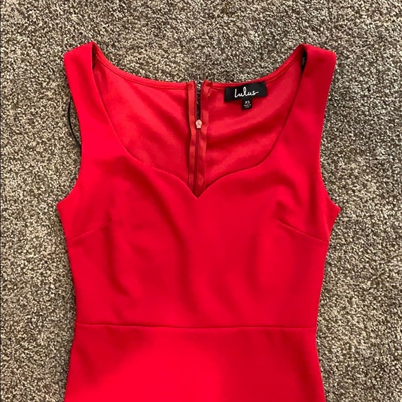 Red Dress - Picture 2 of 5